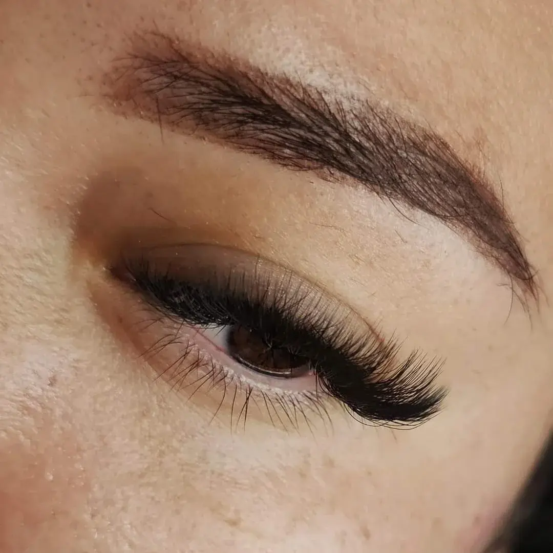 Resultado real de extensiones FabuLash en Goddess Lash Room